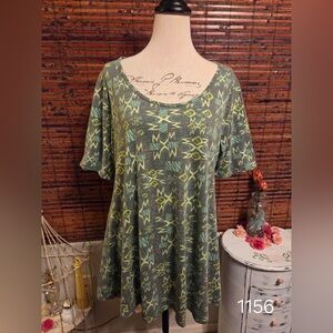 LuLaRoe Scoop Neck Tunic in Green and Yellow Aztec Print